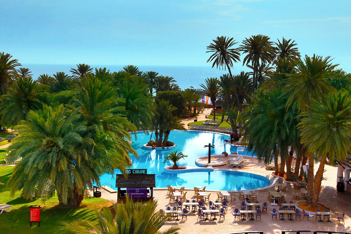 How to behave on vacation Hotel security rules How to behave on vacation Hotel security rules